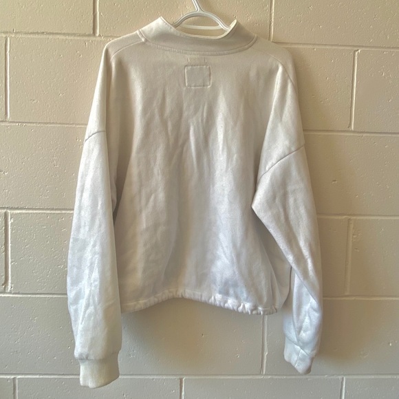 White quarter zip crewneck - Picture 2 of 2